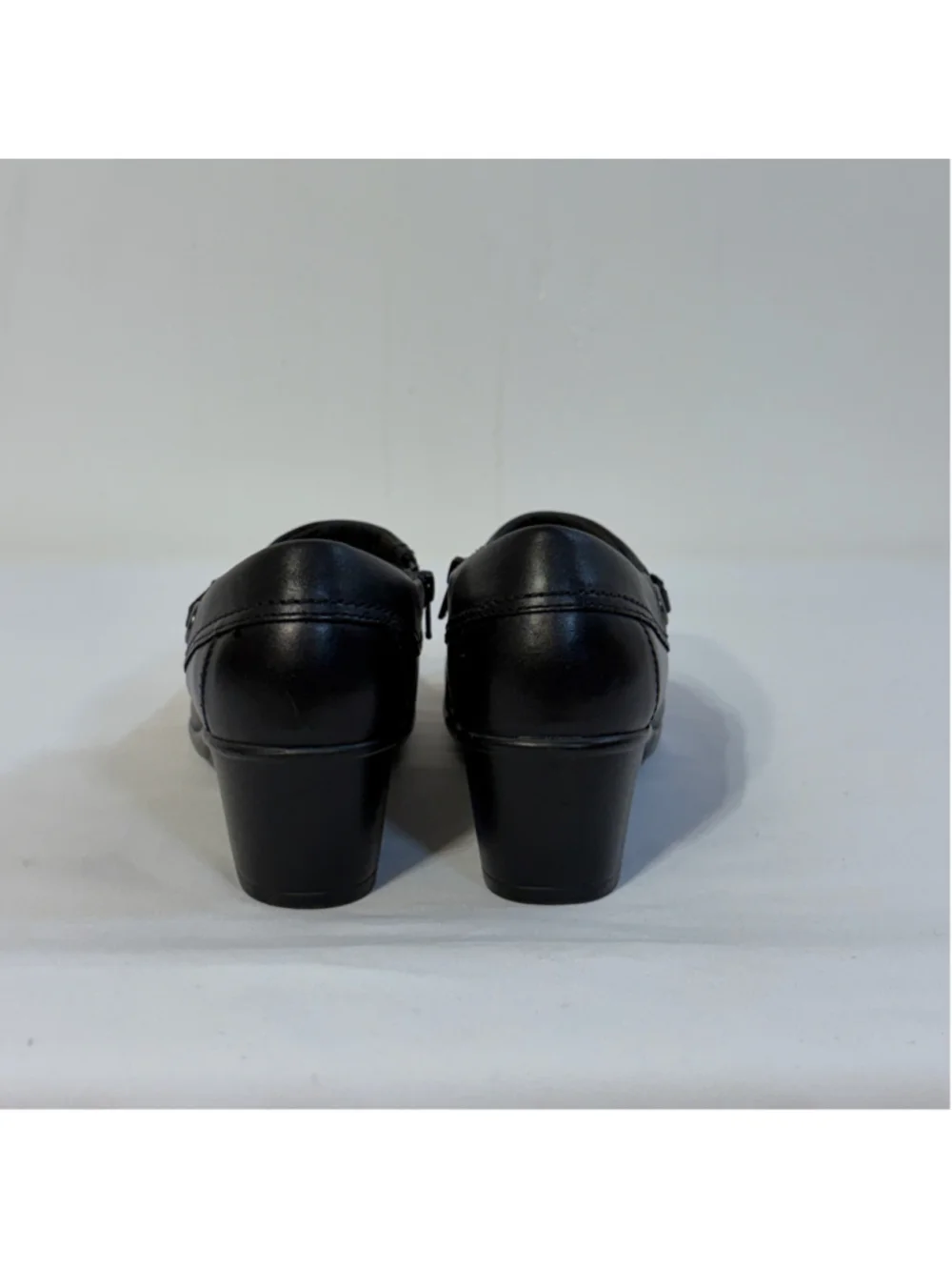 Clarks Black Ankle Booties Women's Size 7 Leather Genette Danby Mules